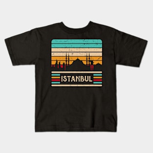 Istanbul Vintage Skyline Sultan Mosque Turkey Kids T-Shirt